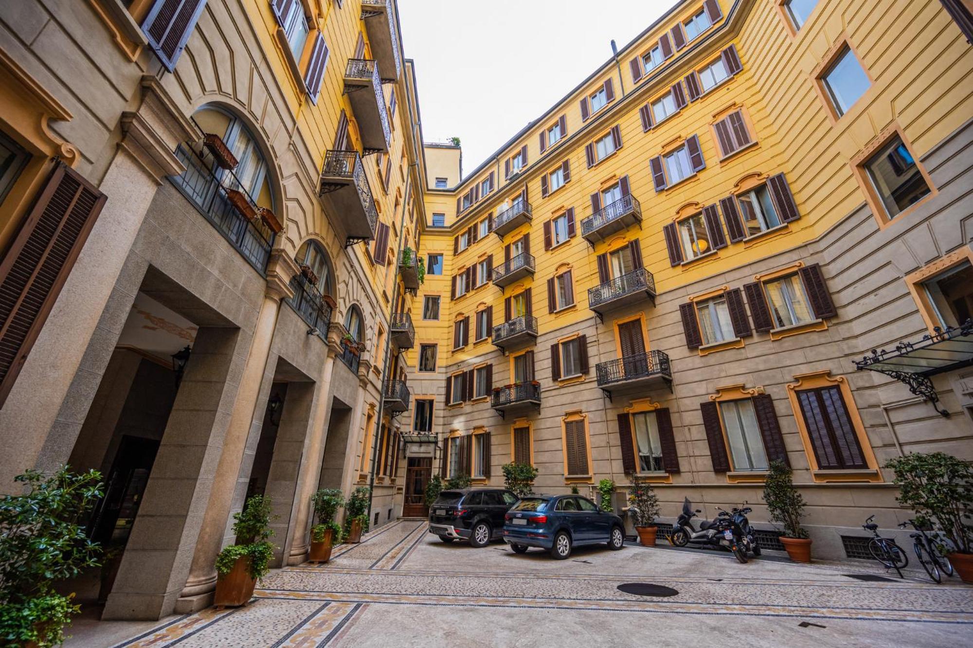Design In The Heart Of * Milão